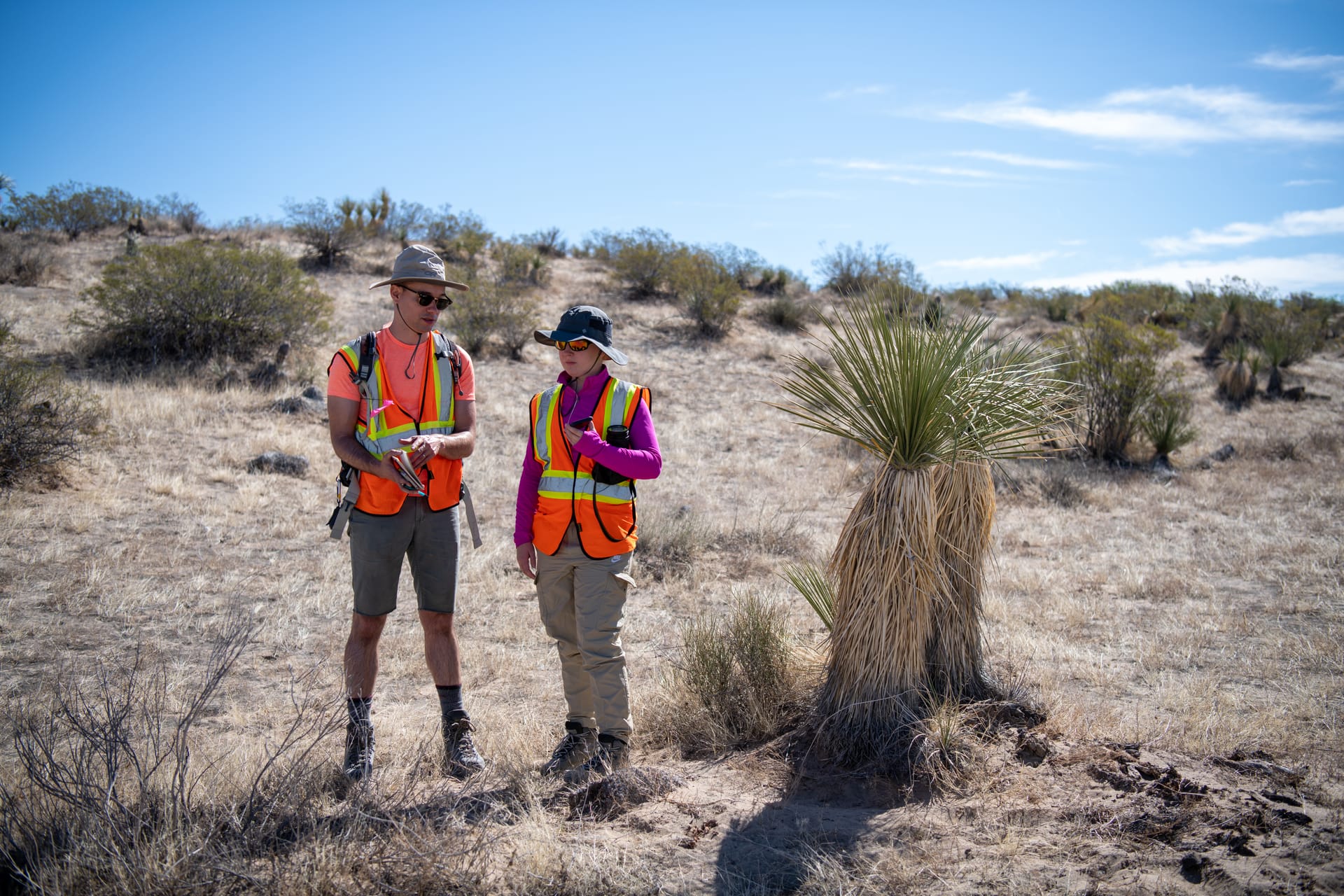 #NASA's Jacob Richardson and SBU journalism student Lauren Canavan discuss Extravehicular Activity teams at Potrillo Volcanic Field in New Mexico, April 2022