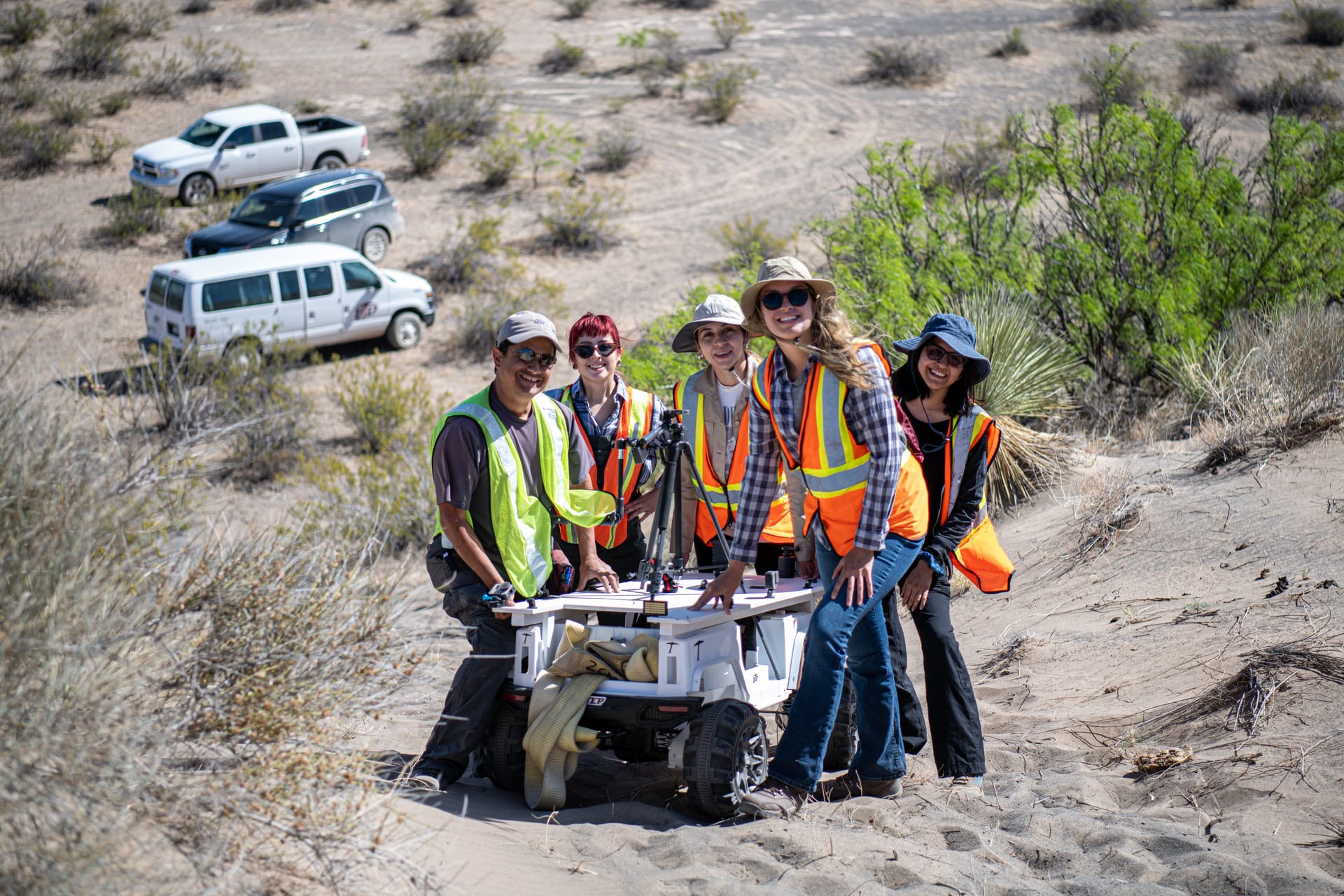 Hurtado with his students and Moon rover at Potrillo Volcanic Field in New Mexico, April 2022